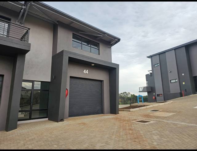 227M² WAREHOUSE FOR SALE IN MOREHILL